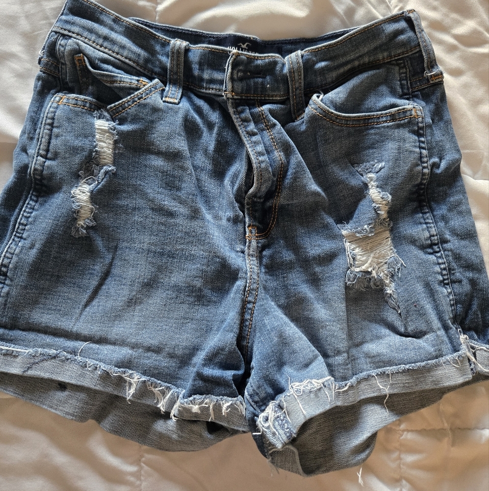 High rise Hollister shorts